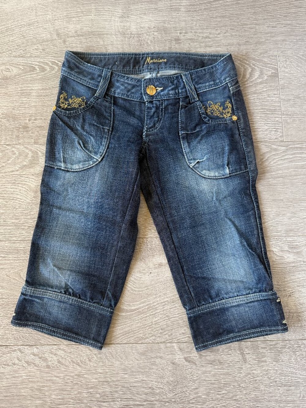 Marciano Gold Embroidered Dark Wash Capri Jeans Size 24